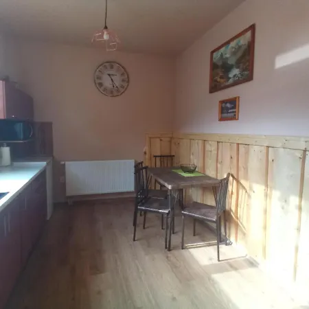 Liptak Проживание в семье Ждьяр